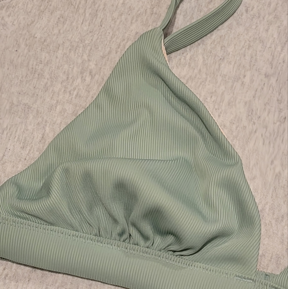 Light Green Ribbed Bikini Top - Picture 4 of 5
